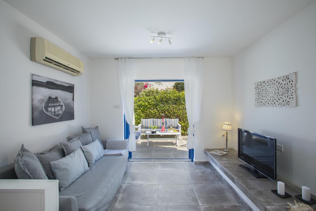 Protaras Villa Loulla Zimmer foto